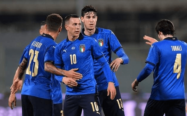 KY开元集团官网_
足球直播:荷兰vs 波黑 意大利vs 波兰 A组谁能占得先机(图5) KY开元集团官网_
足球直播:荷兰vs 波黑 意大利vs 波兰 A组谁能占得先机(图5)