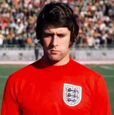 读品:球迷进场丨头球丨多特蒙德|ky集团首页(图4)
读品:球迷进场丨头球丨多特蒙德|ky集团首页(图4)