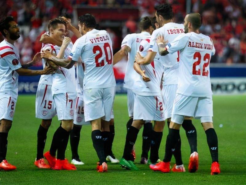 欧冠赛前嘚吧嘚:多特蒙德VS圣彼得堡泽尼特、塞维利亚VS雷恩“KY开元集团官网”(图6)
欧冠赛前嘚吧嘚:多特蒙德VS圣彼得堡泽尼特、塞维利亚VS雷恩“KY开元集团官网”(图6)